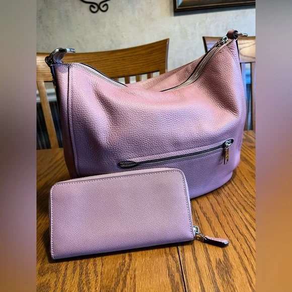 Authentic Coach pastel Pink Leather Hobo Bag and matching zip around wallet EUC - Picture 6 of 13